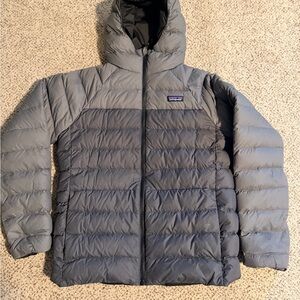 Boys Patagonia Reversible Down Hoody Gray Puffer Jacket size XXL (16)